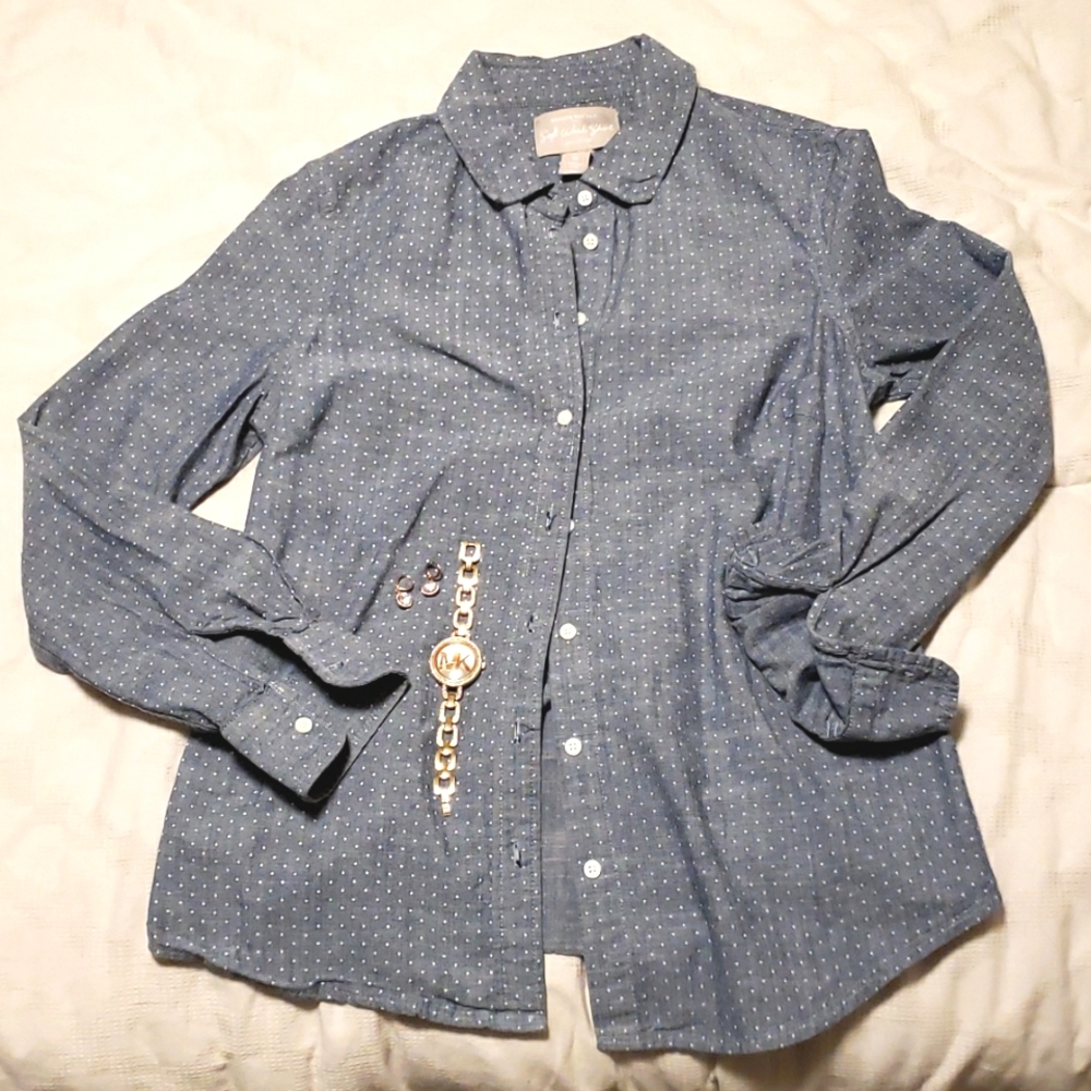 Medium Banana Republic soft wash button down dress shirt 100% cotton